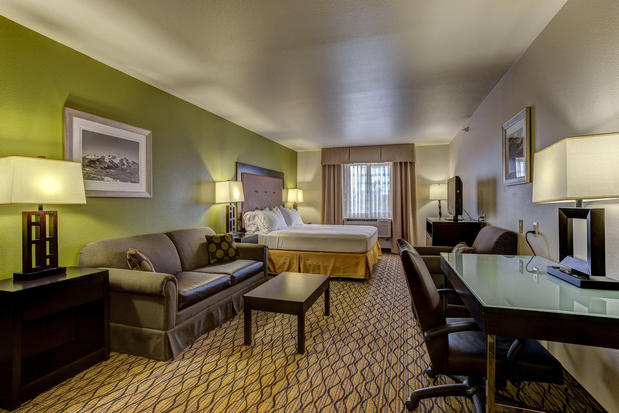 Images Holiday Inn Express & Suites Montrose - Black Canyon Area, an IHG Hotel