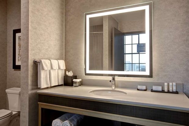 Images Embassy Suites by Hilton Rockford Riverfront