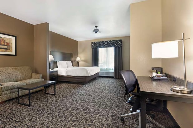 Images Best Western Carthage Inn & Suites