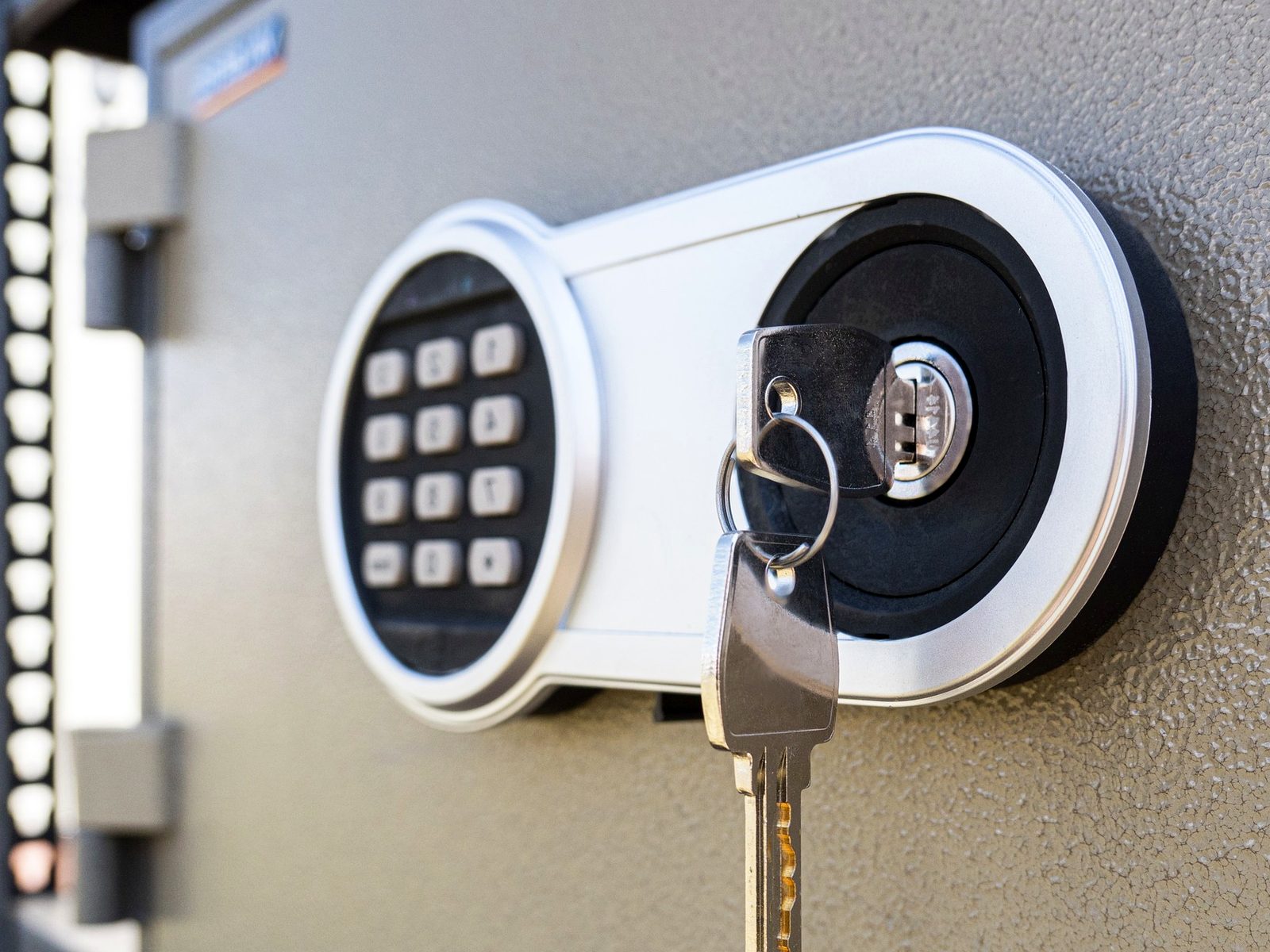 F & S Locksmith Lockout Service