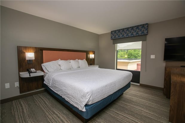 Images Hampton Inn & Suites Wilder