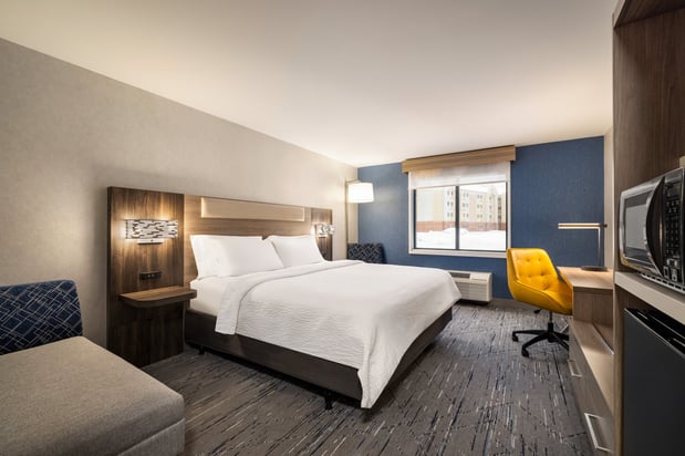 Images Holiday Inn Express Syracuse Airport by IHG