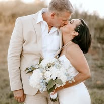 Liv Gracefully Blooms Image