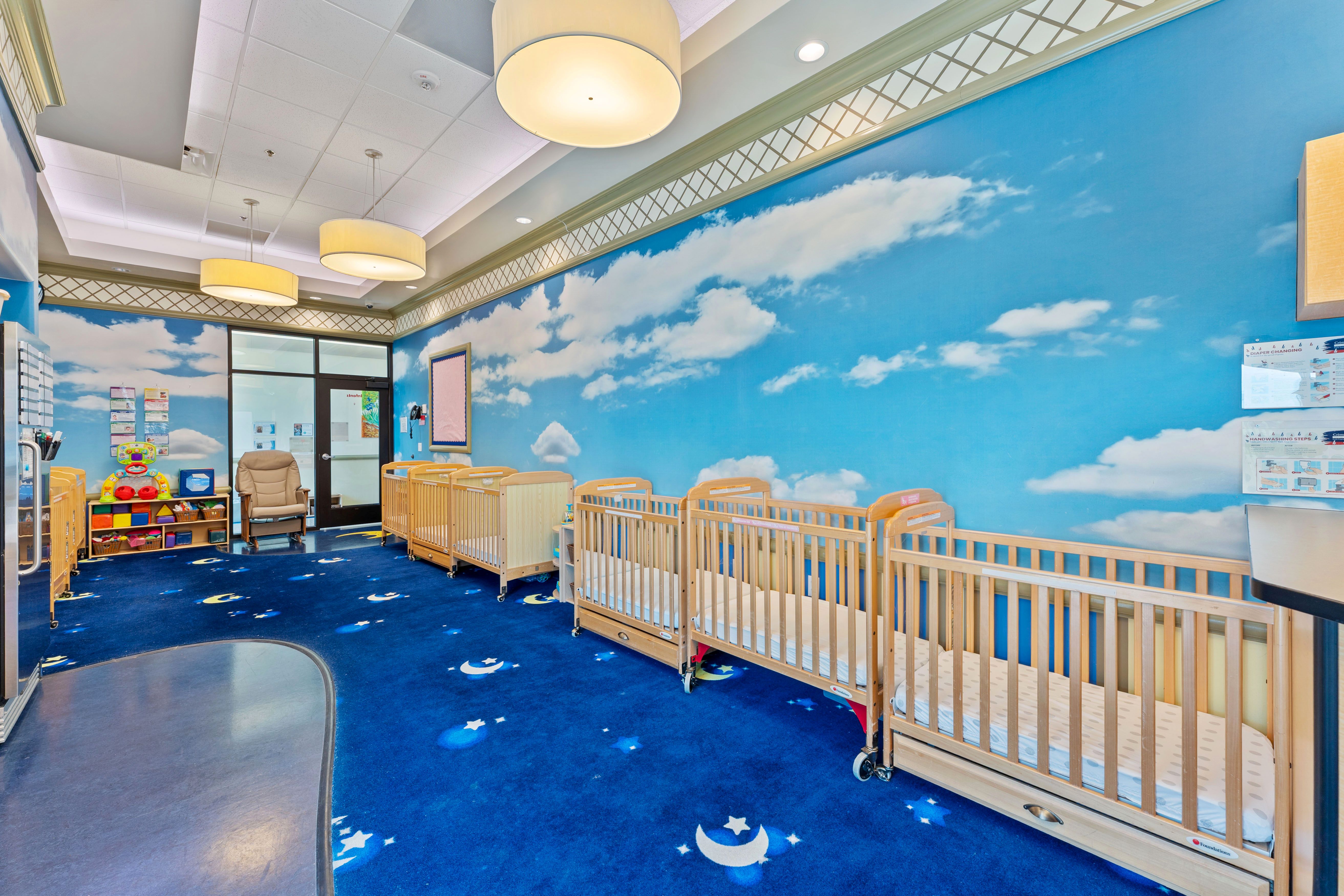 Cre`me de la Cre`me School of Gilbert Image