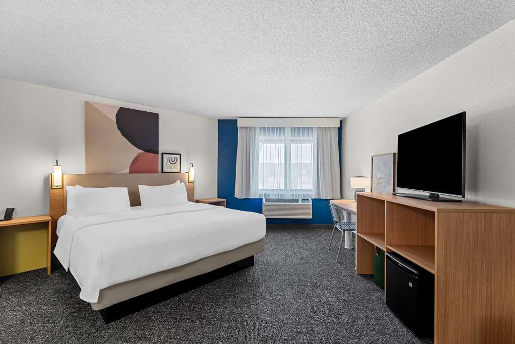 Guest room