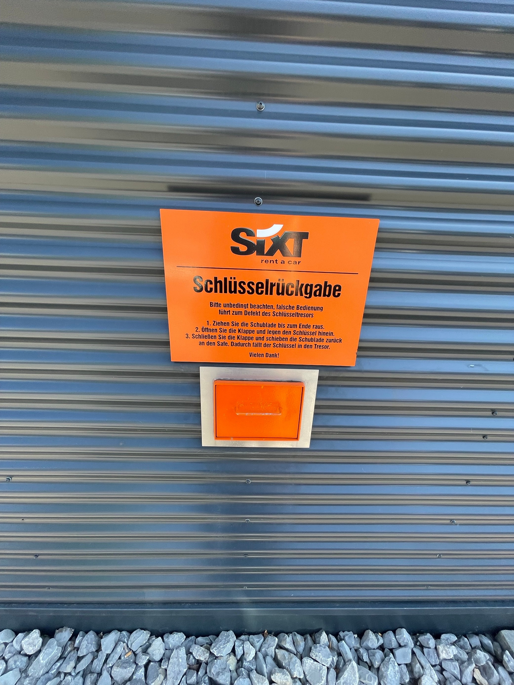 SIXT Mietwagen & Transporter mieten Stuttgart Vaihingen, Industriestr. 26 in Stuttgart