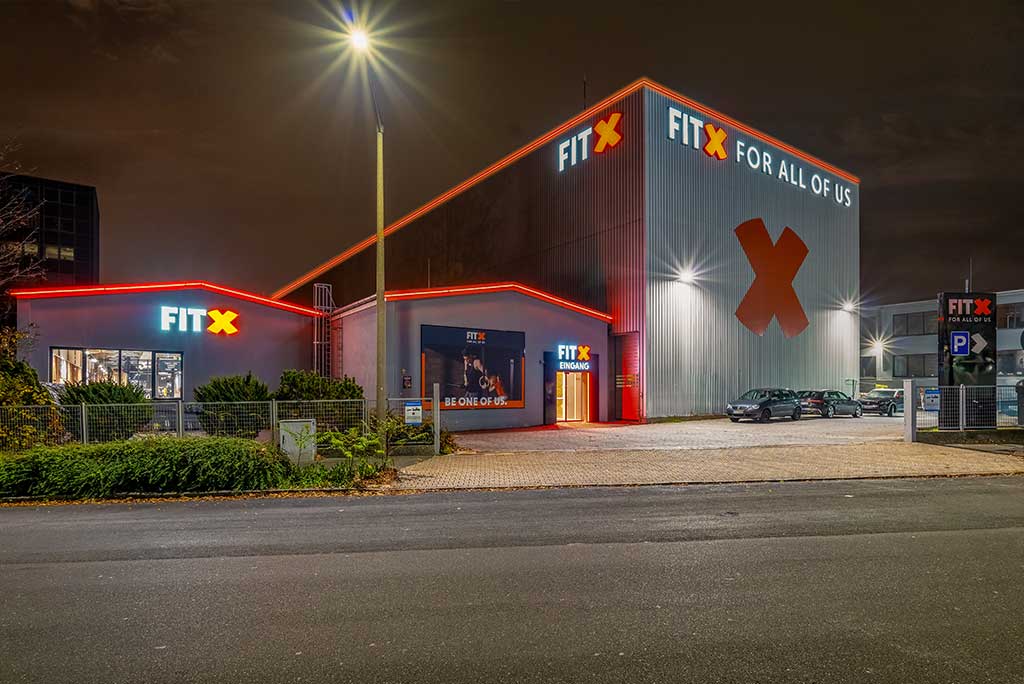 FitX Fitnessstudio in Fürth in Bayern - Logo