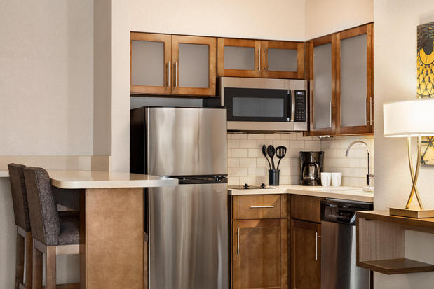 Images Staybridge Suites Fort Wayne by IHG
