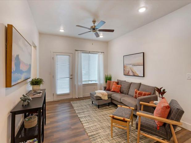 Images Ridge View Apartments