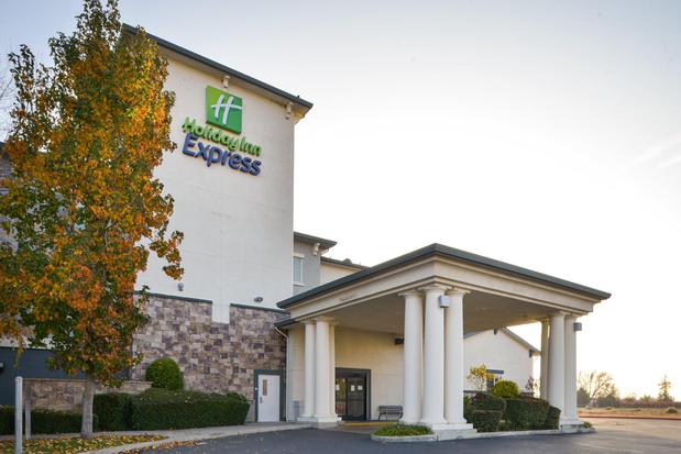 Images Holiday Inn Express Lodi, an IHG Hotel