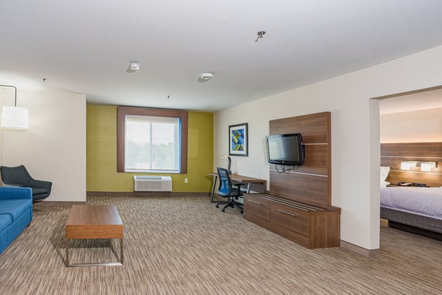 Images Holiday Inn Express & Suites Swansea by IHG