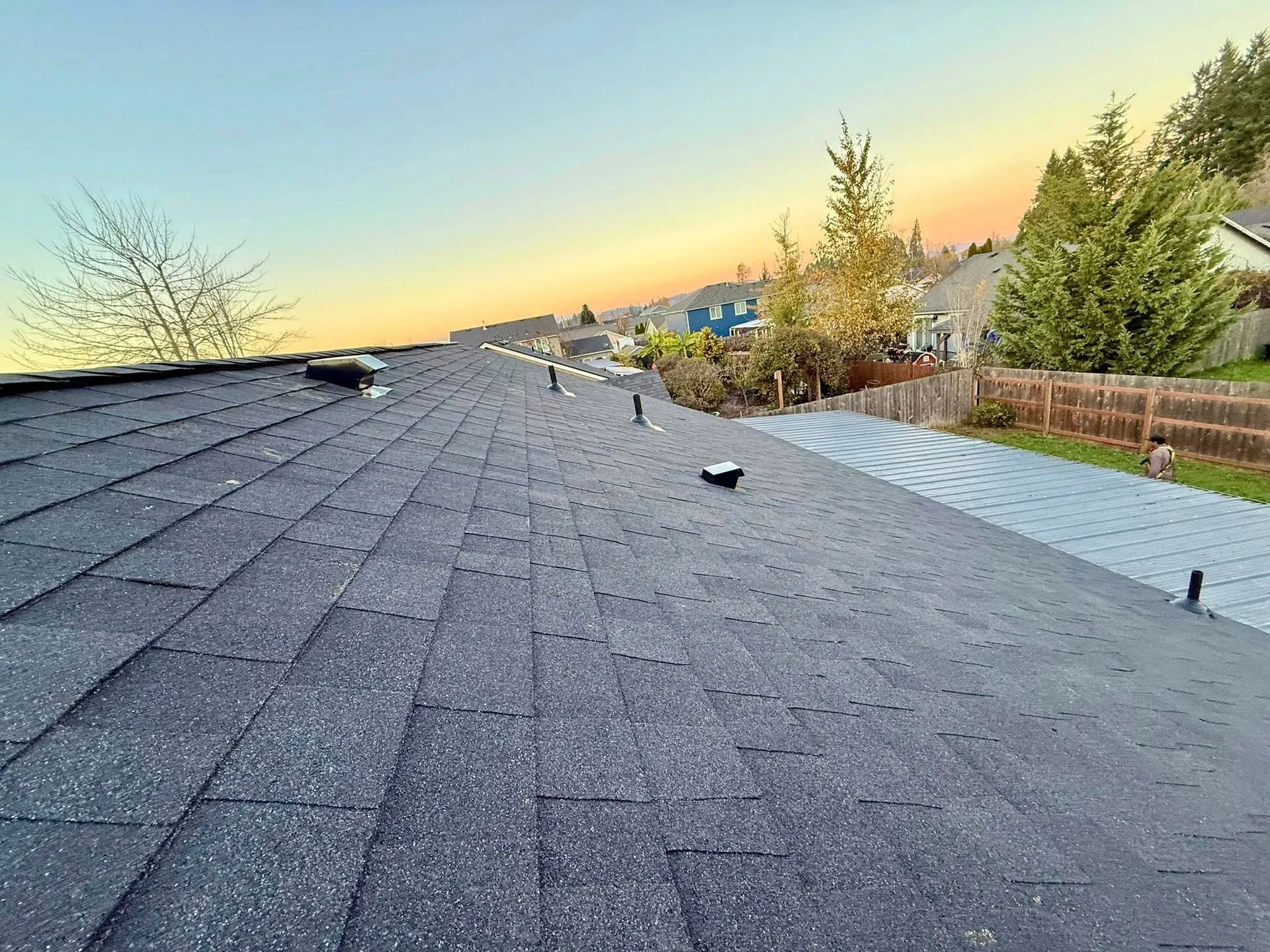 Skyrise Roofing & Gutters Image