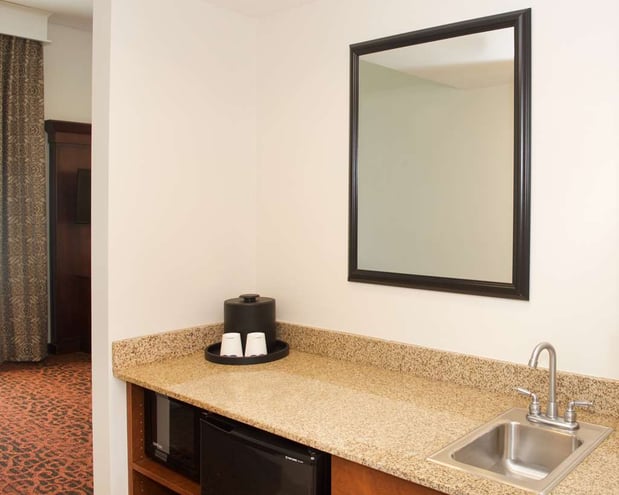 Images Hampton Inn & Suites Pittsburgh-Meadow Lands