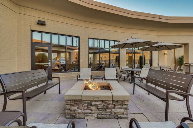 Images Hilton Garden Inn Milwaukee Airport