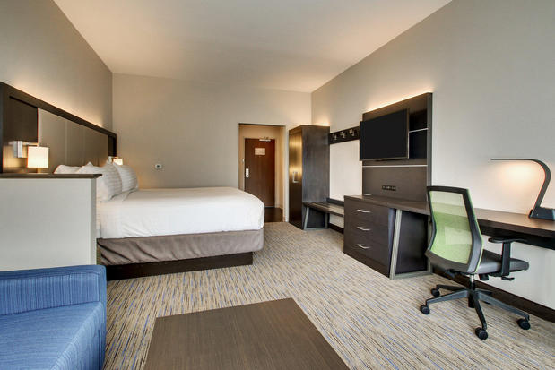 Images Holiday Inn Express & Suites Summerville by IHG