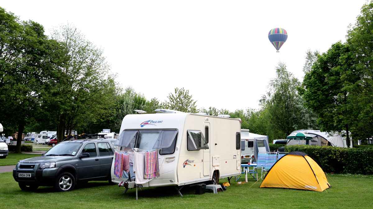 Images Cirencester Park Caravan and Motorhome Club Campsite