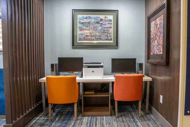 Images Holiday Inn Express Pembroke by IHG