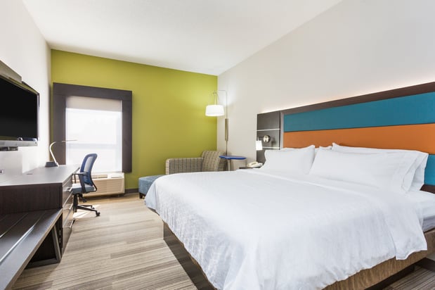 Images Holiday Inn Express Plymouth by IHG