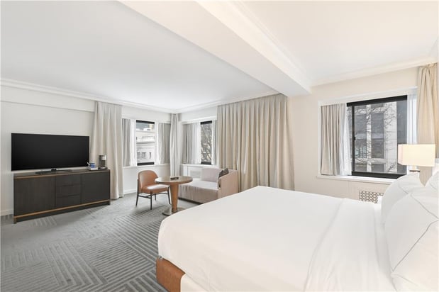 Images Capital Hilton