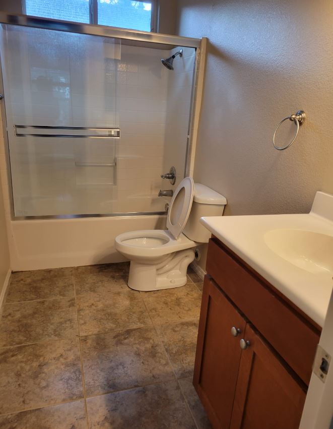 EMD Cleaning Service LLC - cleaning services