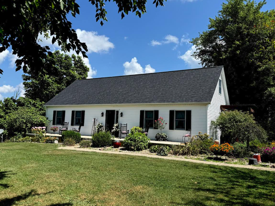 Warner Roofing Image