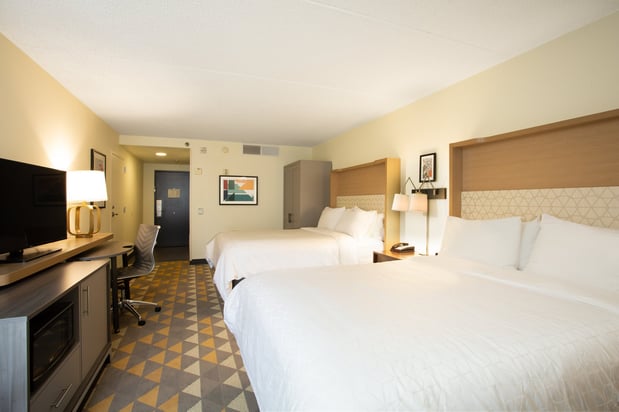 Images Holiday Inn Morgantown - Reading Area by IHG