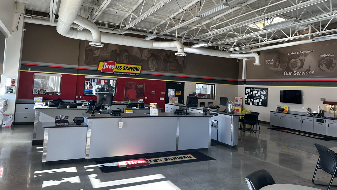 Les Schwab Tire Center