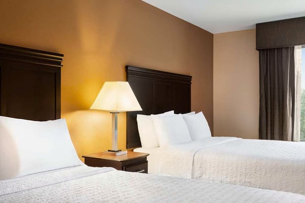 Images Hampton Inn & Suites Pine Bluff