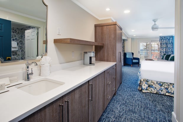 Images The Inn at Stonecliffe