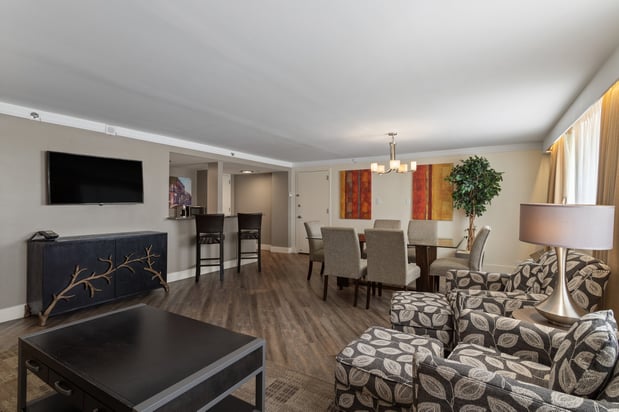Images Crowne Plaza Executive Center Baton Rouge by IHG