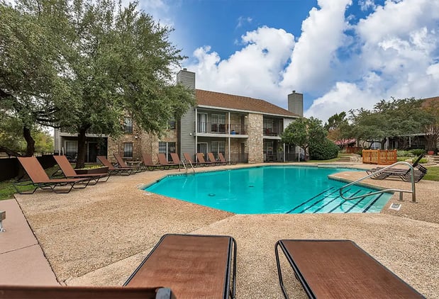 Images The Broadwater at Salado Creek