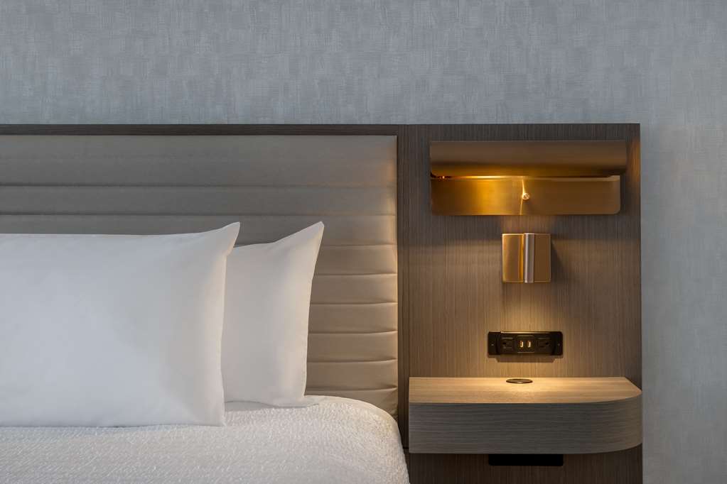 Images Hampton Inn by Hilton Winnipeg Downtown