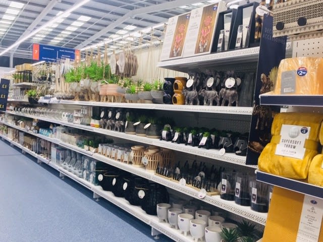 B&M's brand new store in Durham is always stocked with the latest styles and trends in home furnishings, from cushions, curtains and rugs to ornaments, bedding, lighting and much more.