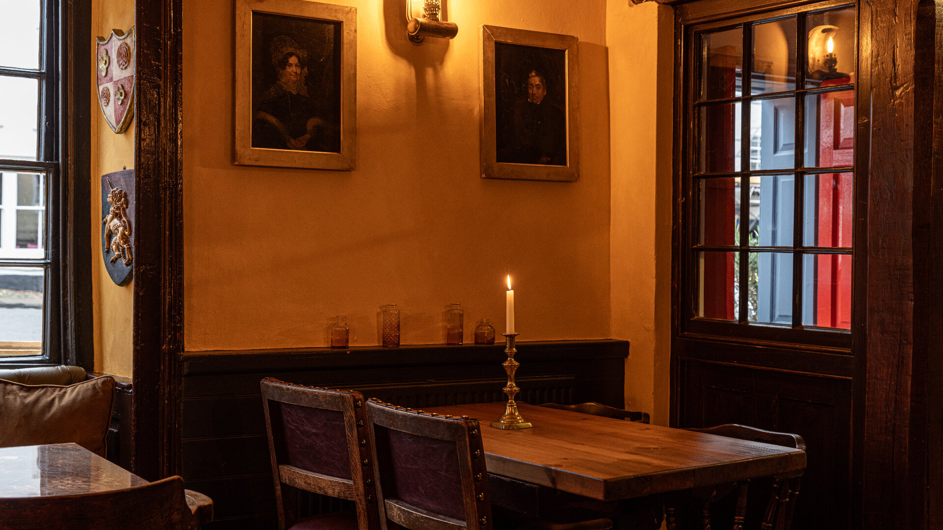 Images The Blue Boar