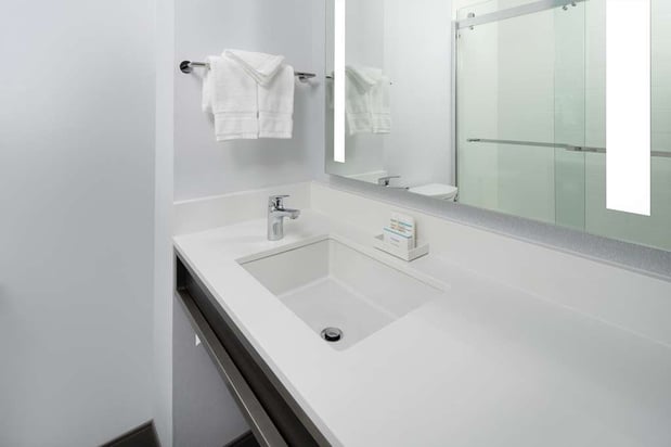 Images Hilton Garden Inn Irvine Spectrum Lake Forest