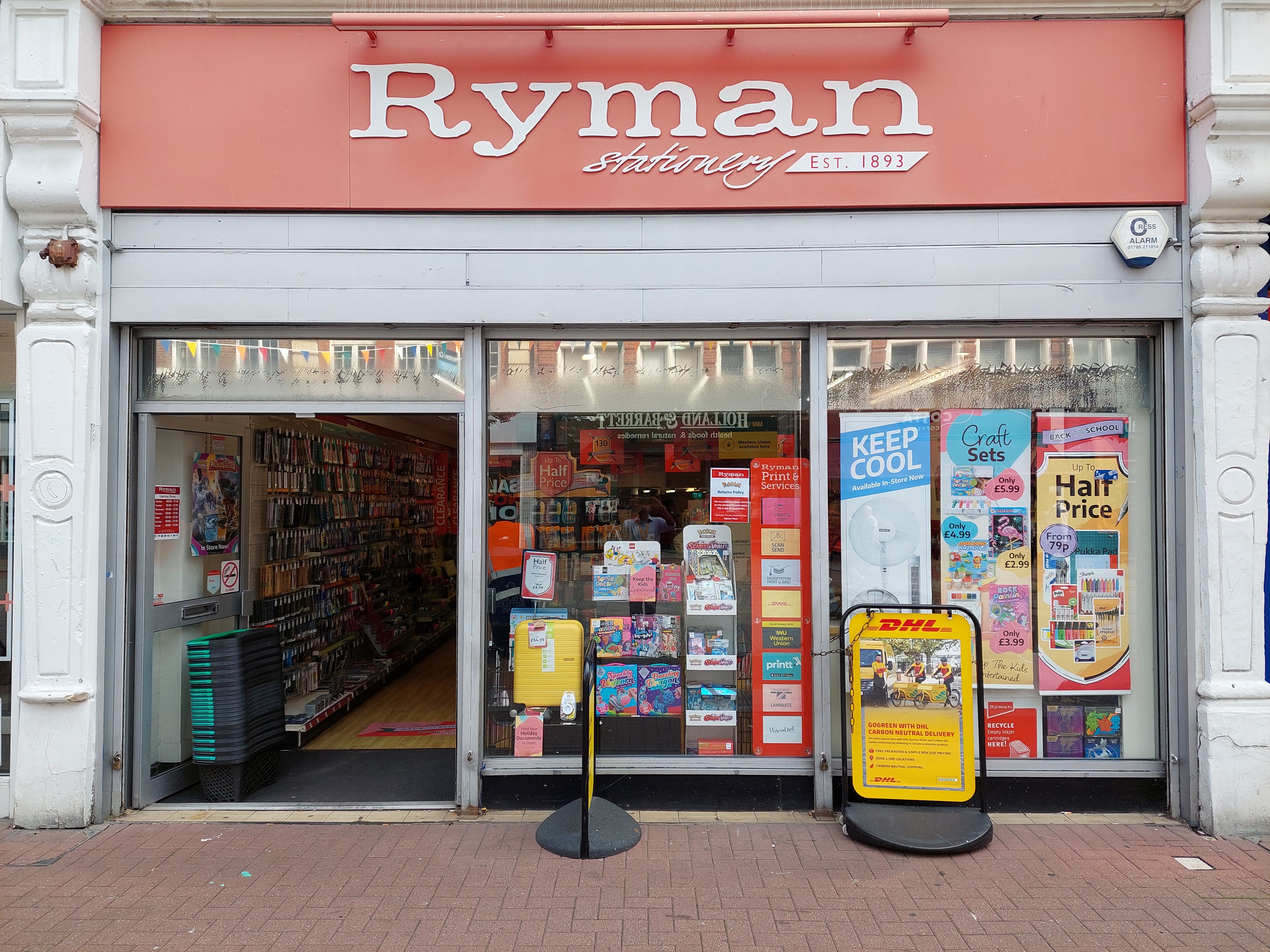 Images DHL Express Service Point (Ryman Southend on Sea)