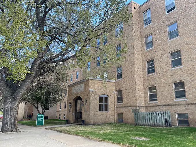 South Building Avera St. Mary