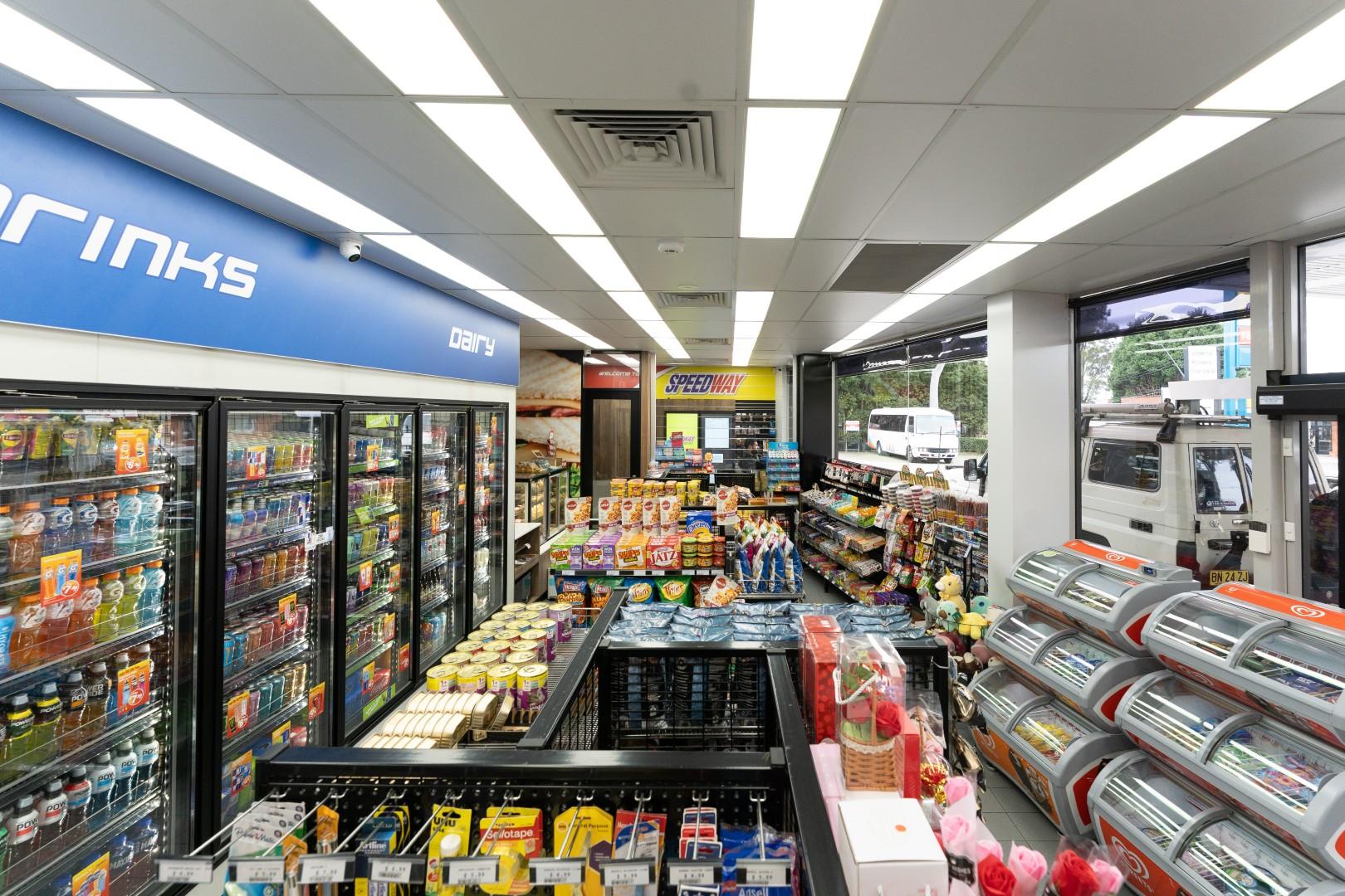 Images SPEEDWAY ROSEVILLE