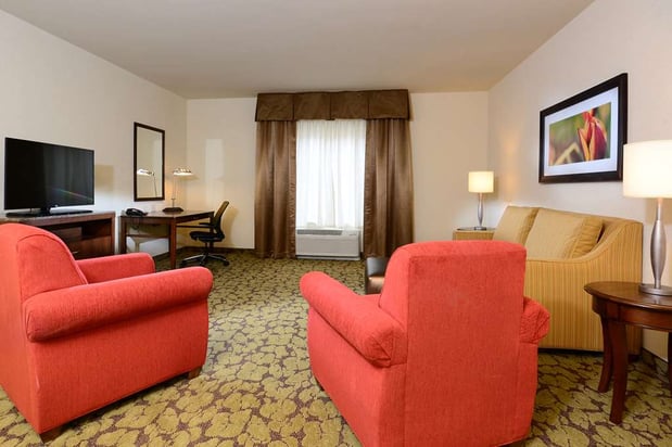 Images Hilton Garden Inn Greensboro Airport