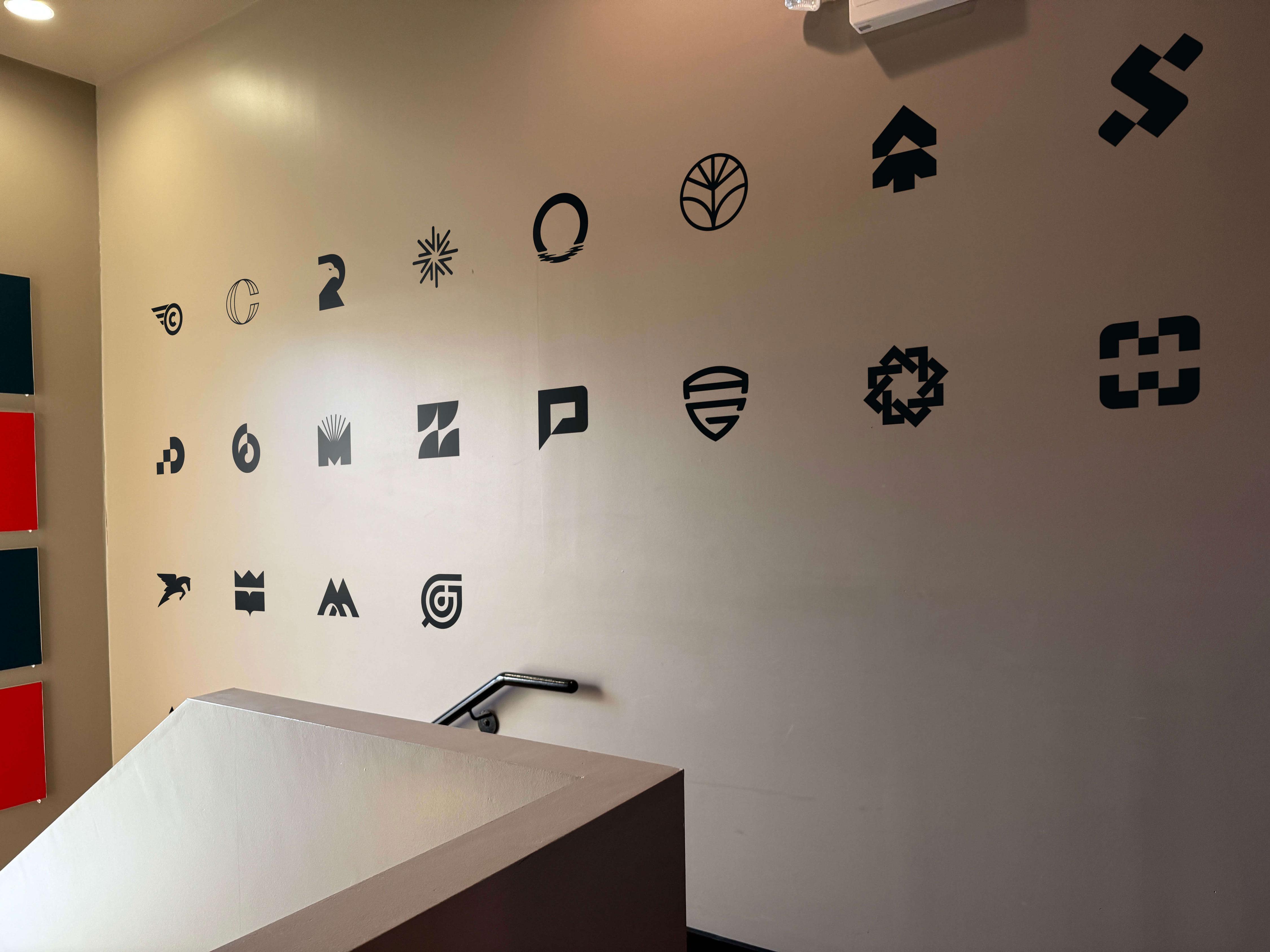 Brand Neue Logo Wall