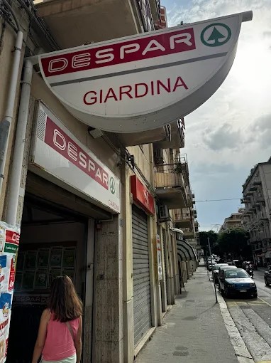 Images Supermarket Giardina Despar
