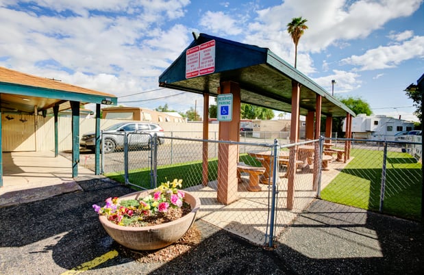 Images Turf Manufactured Homes and RV Park