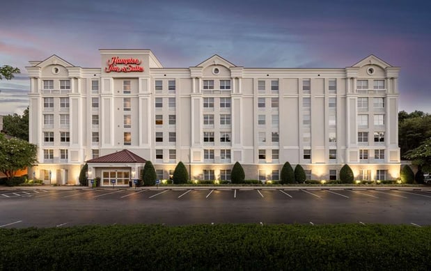 Images Hampton Inn & Suites Raleigh Cary Lenovo Center