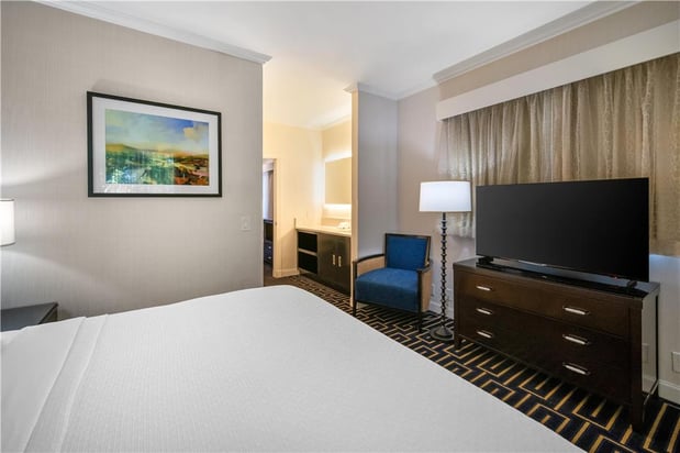 Images Best Western Plus Palm Court Hotel