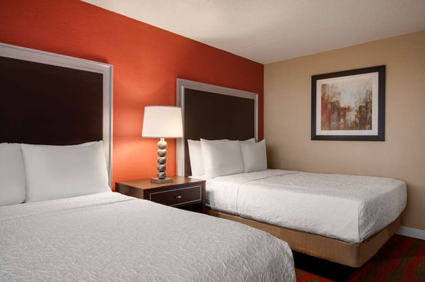 Images DoubleTree by Hilton New York LaGuardia Airport