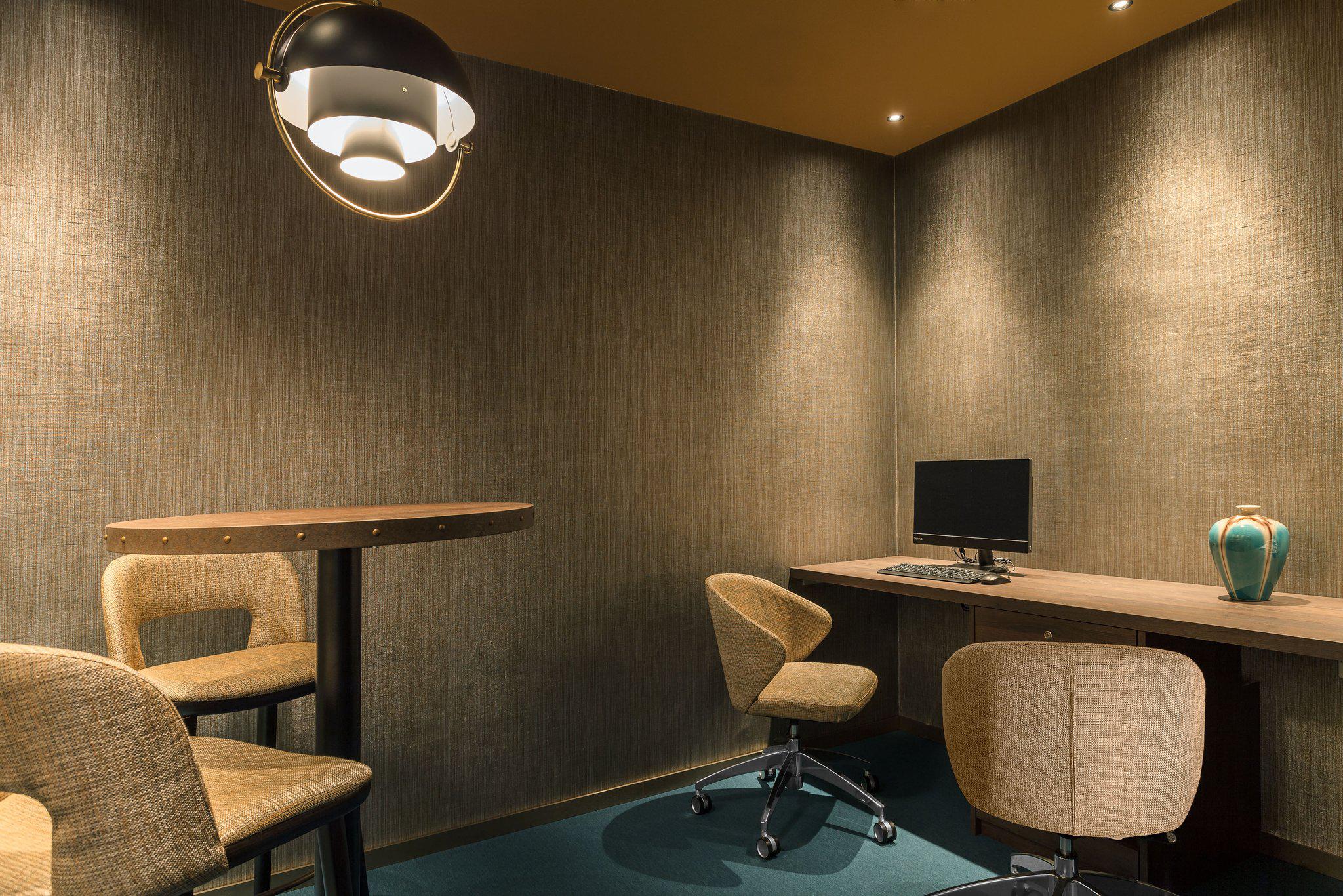 Four Points by Sheraton Sihlcity - Zurich, Kalandergasse 1 in Zurich