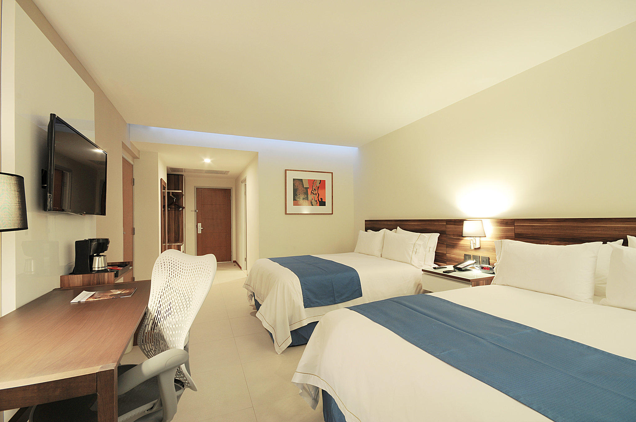 Images Holiday Inn Express Puerto Vallarta, an IHG Hotel