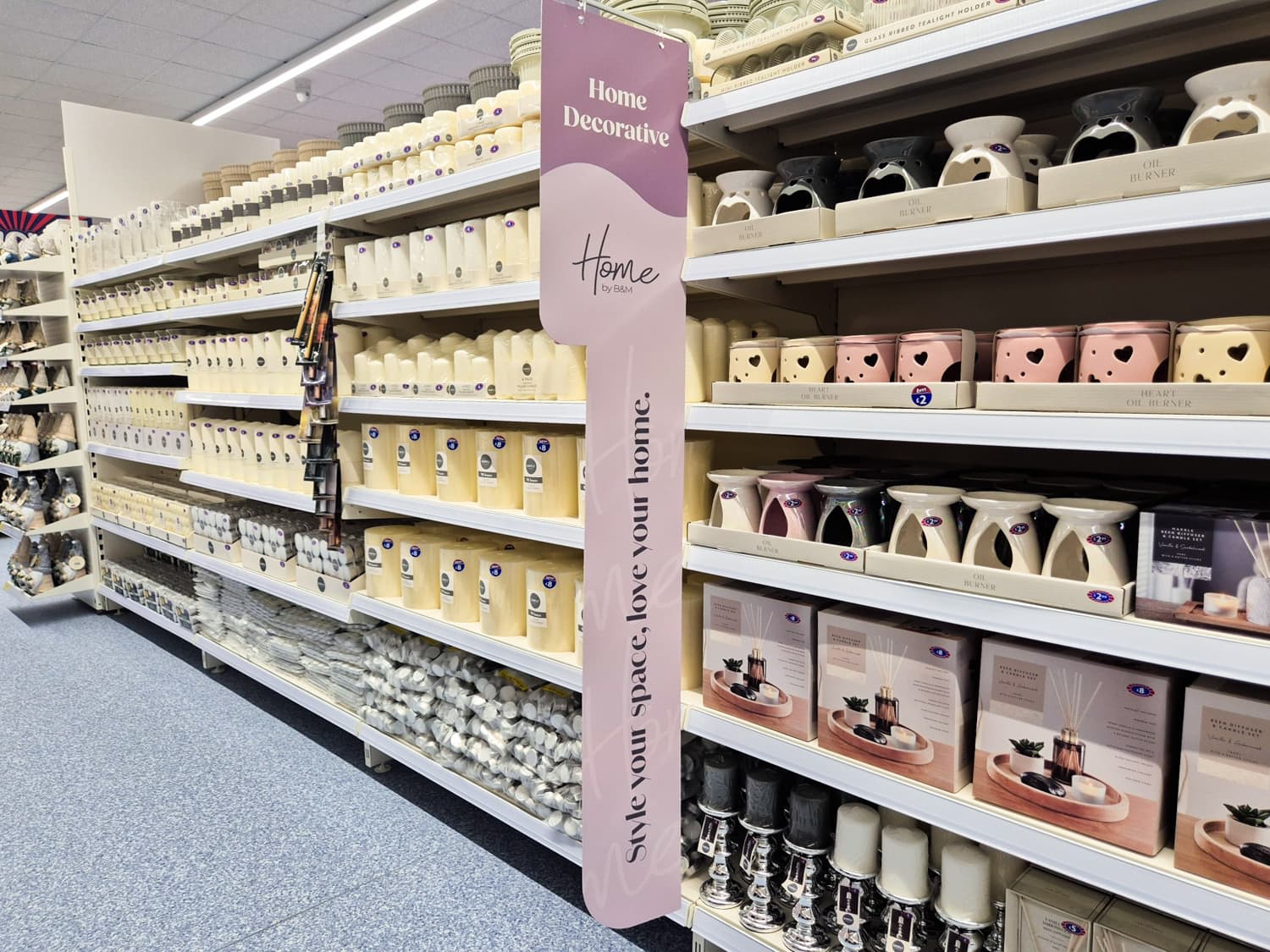 Images B&M Home Store with Garden Centre