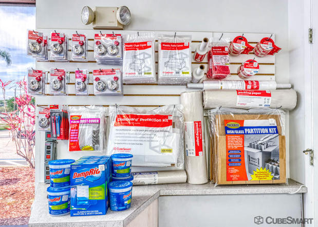 Images CubeSmart Self Storage