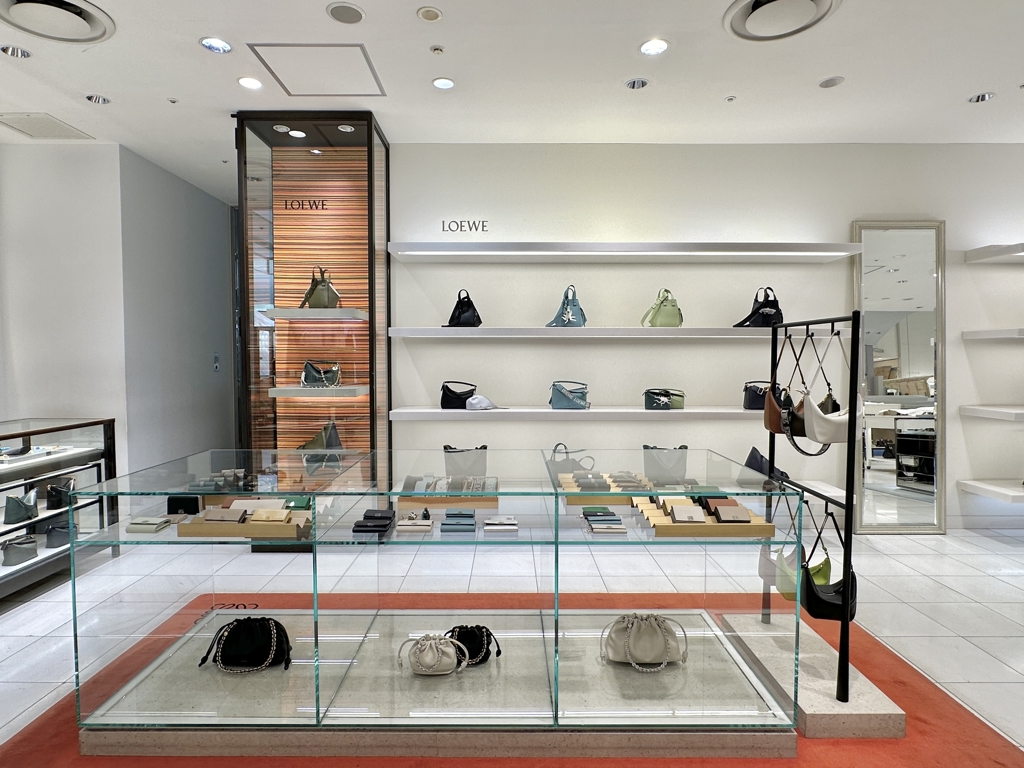 Images ロエベ 伊勢丹新宿店1F